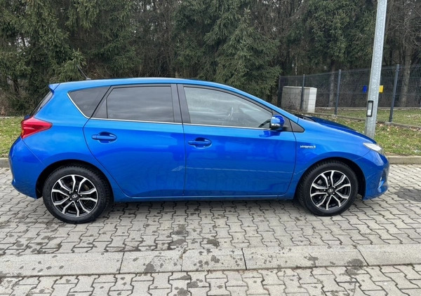 Toyota Auris cena 49900 przebieg: 161841, rok produkcji 2013 z Września małe 352